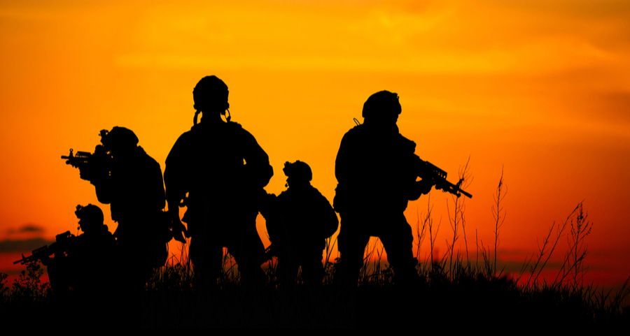 Image of soldiers protecting against counterinsurgency, these same principles is often required when protecting in a crisis management experience
